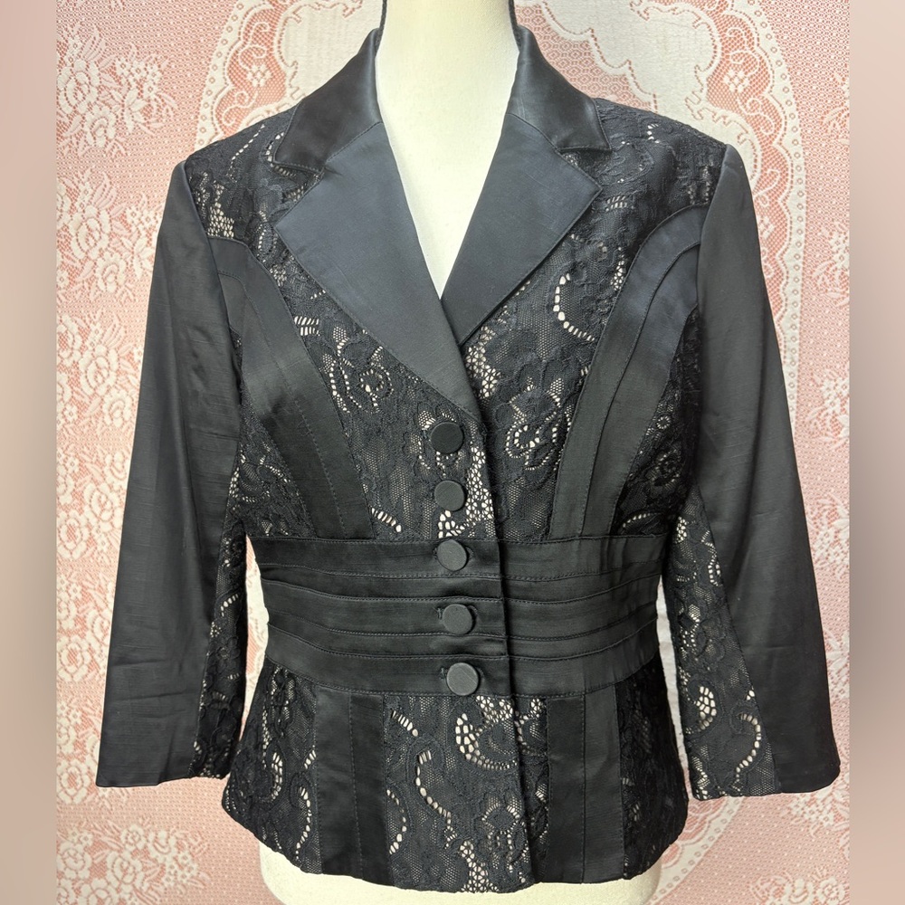 le chateau Black Lace Panel Blazer